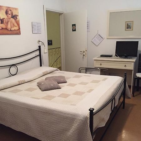 Hotel Plinio Lenno Εξωτερικό φωτογραφία