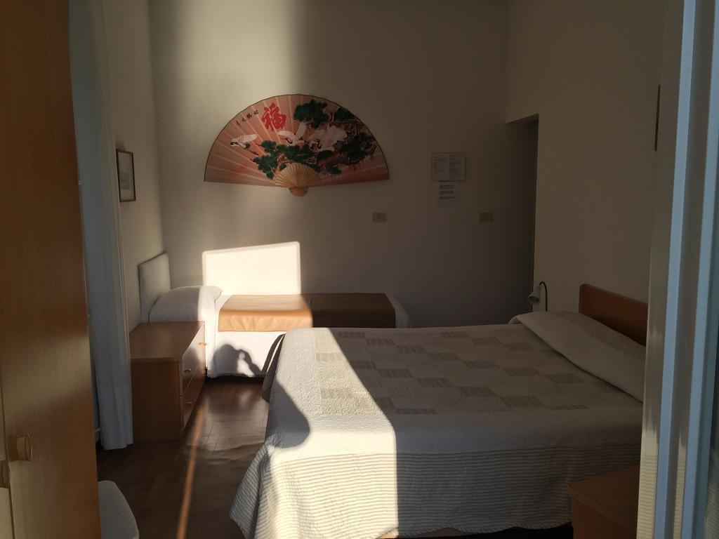 Hotel Plinio Lenno Εξωτερικό φωτογραφία